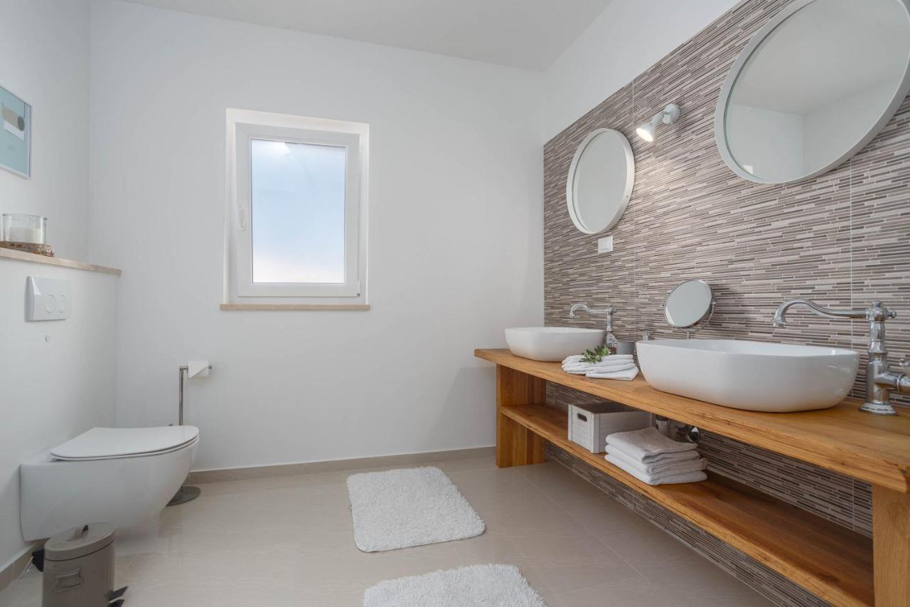 Villa Antonada Vrh  외부 사진
