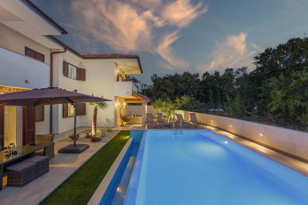 Villa Antonada Vrh  외부 사진
